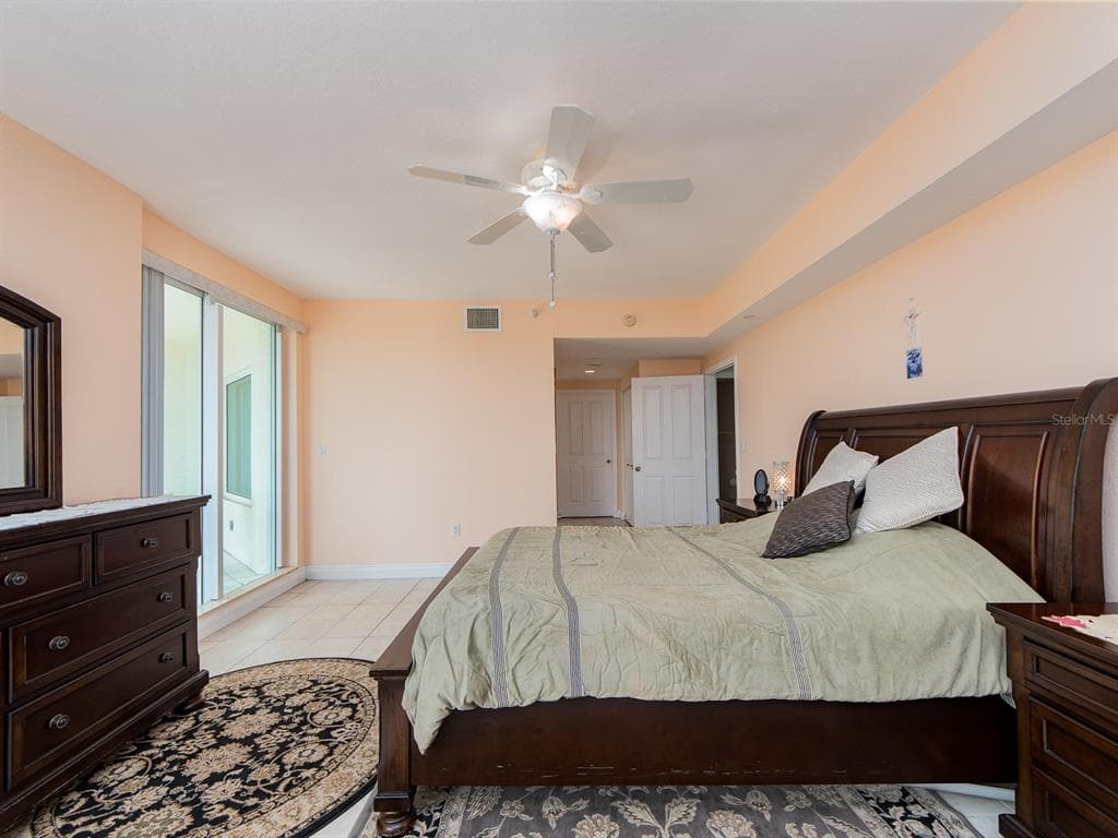 1180 GULF BOULEVARD 906 photo 23