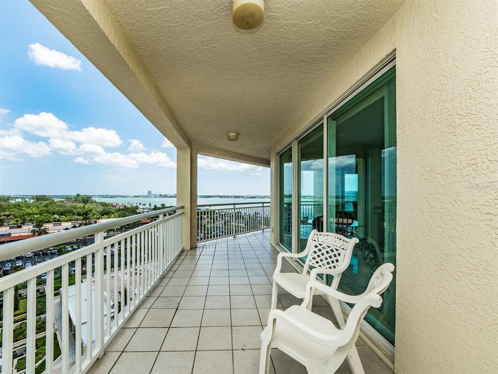 1180 GULF BOULEVARD 906 photo 12
