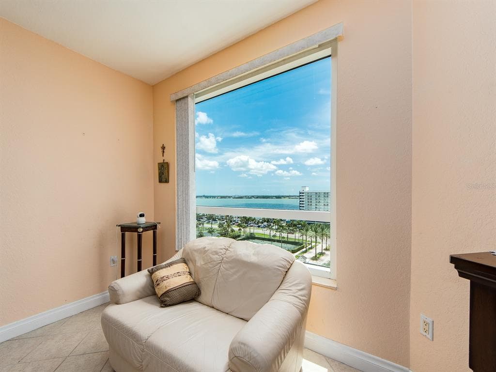 1180 GULF BOULEVARD 906 photo 22