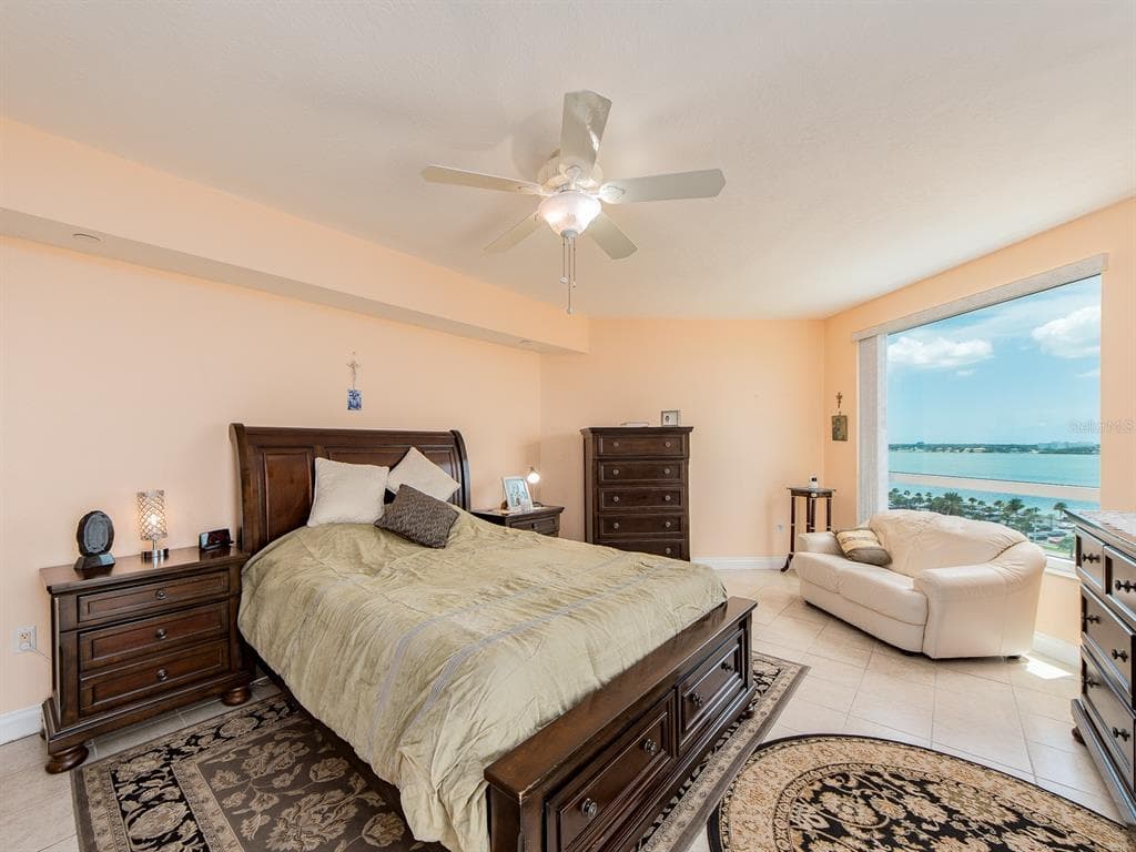 1180 GULF BOULEVARD 906 photo 21