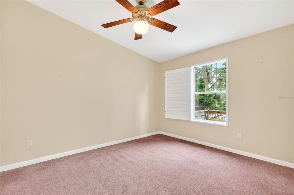 125 ANN STREET photo 20