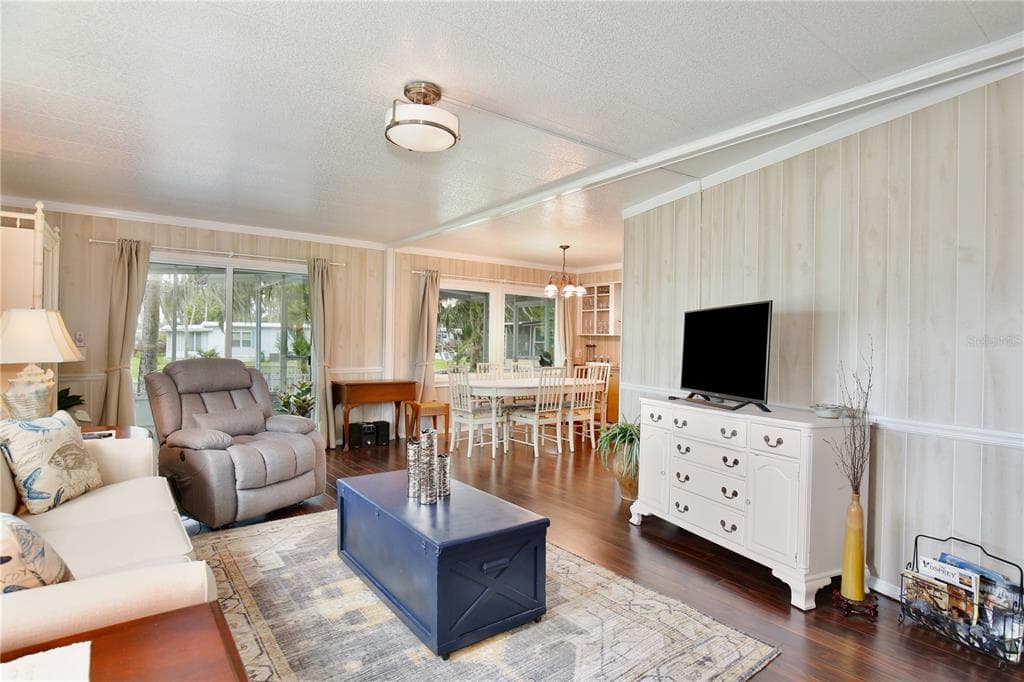 105 CANAL VIEW photo 15