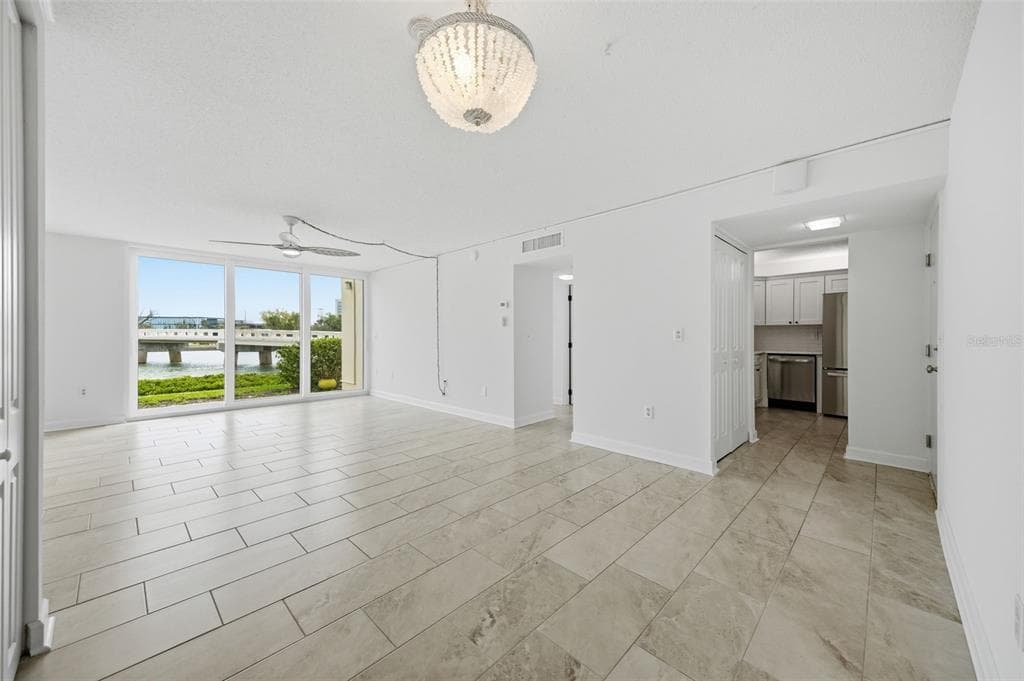7465 BAY ISLAND DRIVE S 112 photo 6