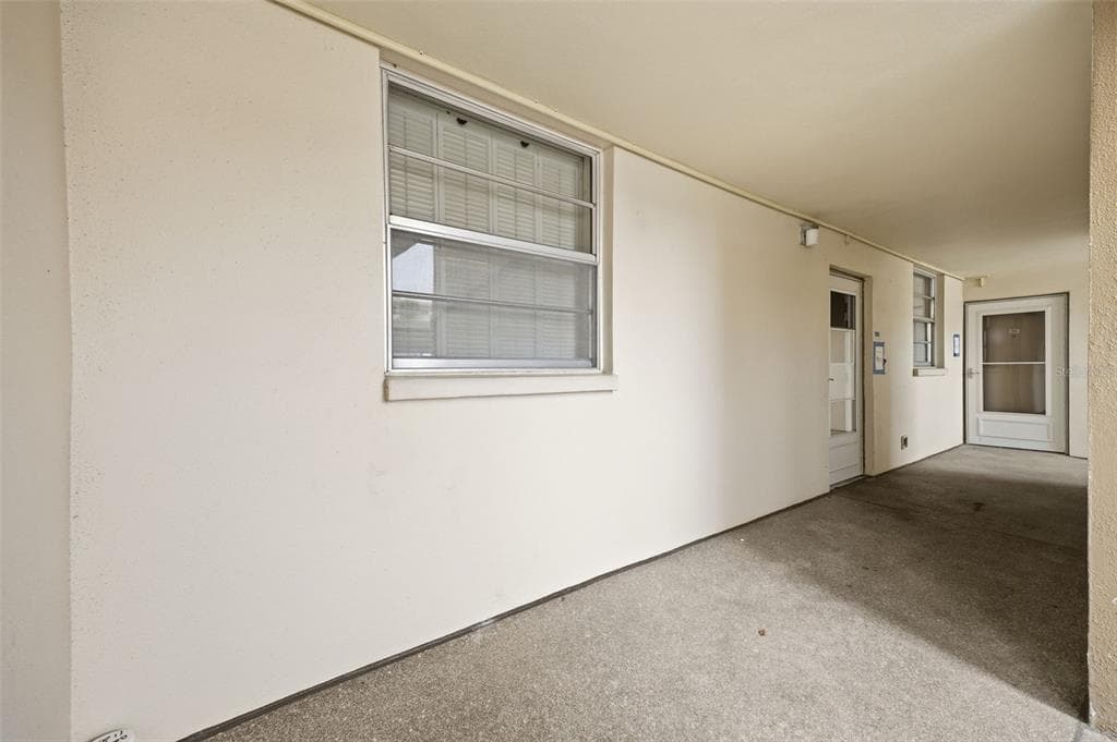 7465 BAY ISLAND DRIVE S 112 photo 3