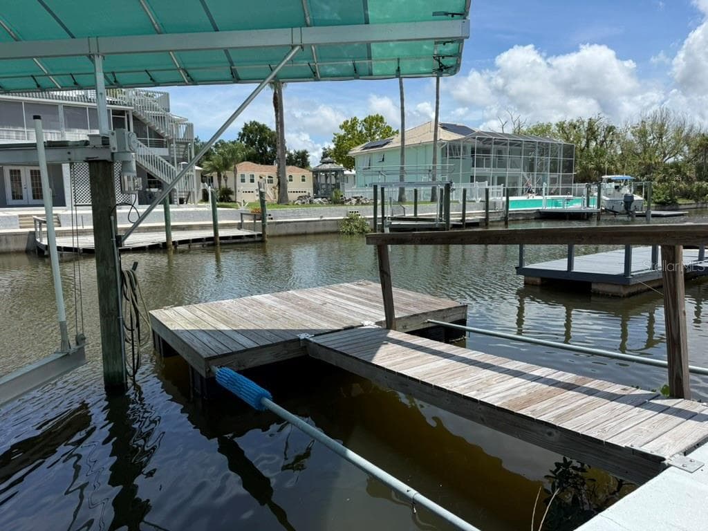7637 HATTERAS DRIVE photo 9