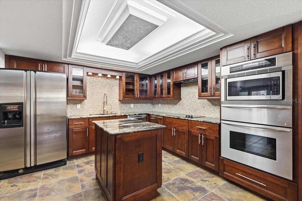 8984 HOUSTON PLACE 103 photo 11