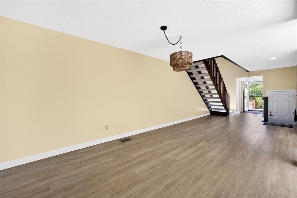 25188 MARION AVENUE 1006 photo 9