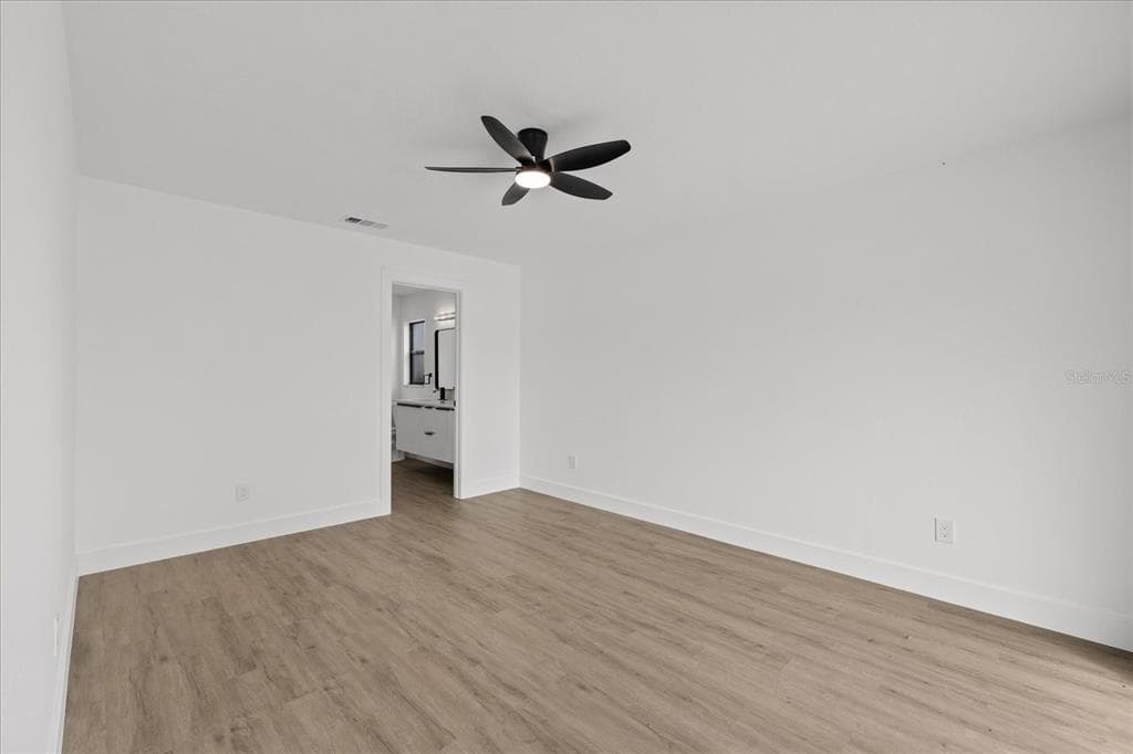 10609 OUT ISLAND DRIVE photo 24