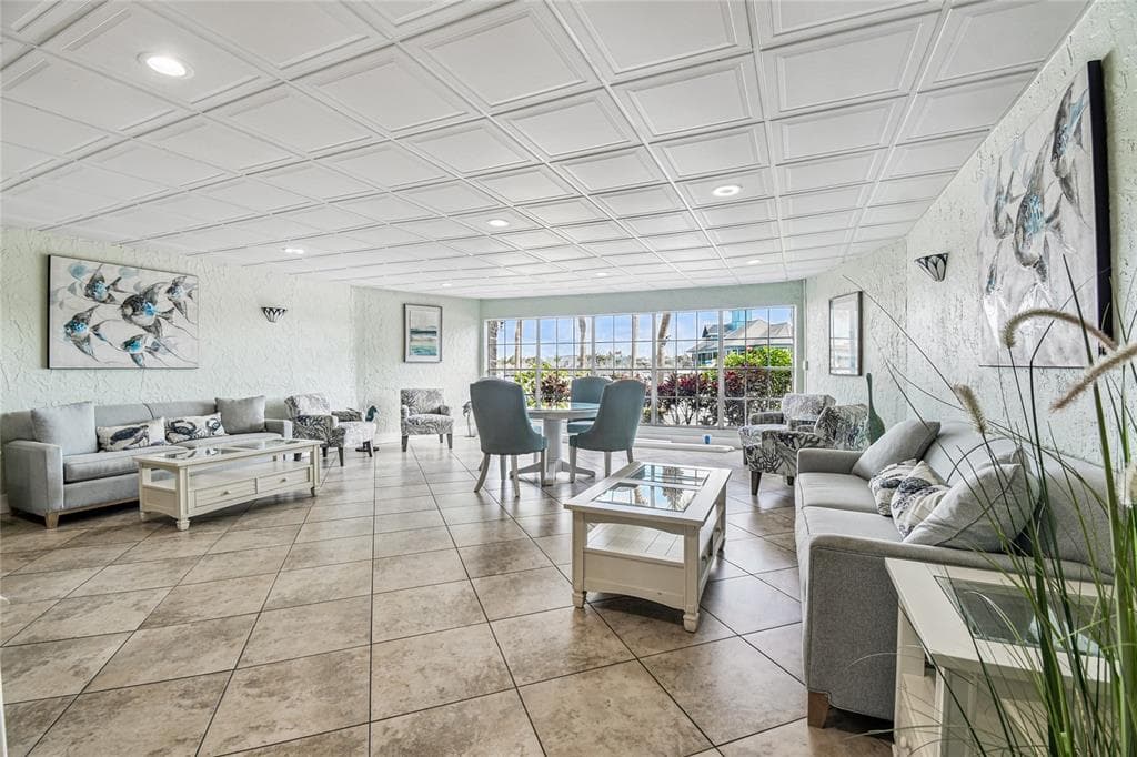 4939 FLORAMAR TERRACE 610 photo 25