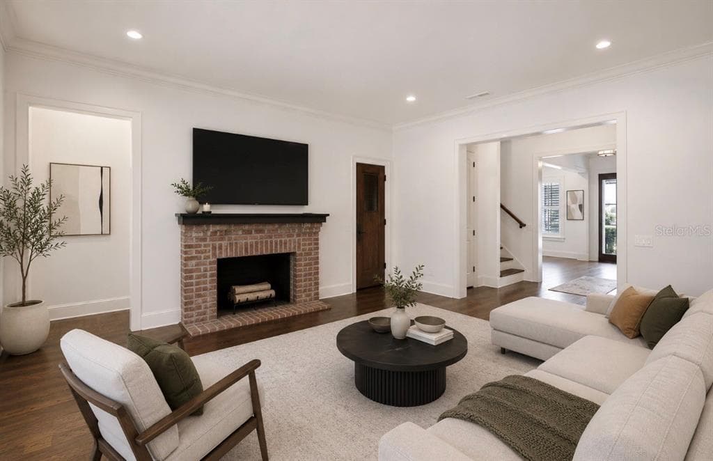2240 VENETIAN WAY photo 7