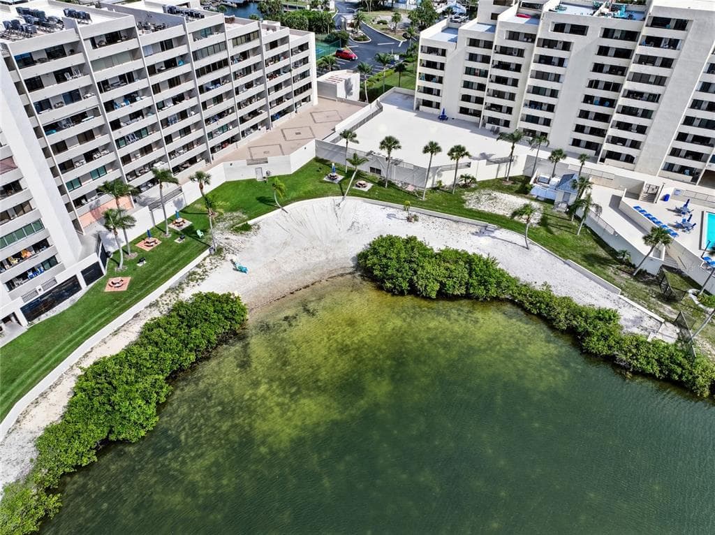 6035 SEA RANCH DRIVE #902 3