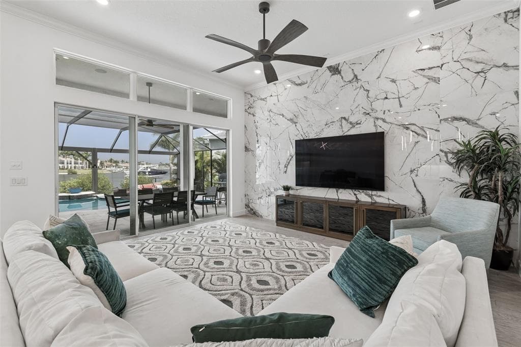823 MANNS HARBOR DRIVE photo 13