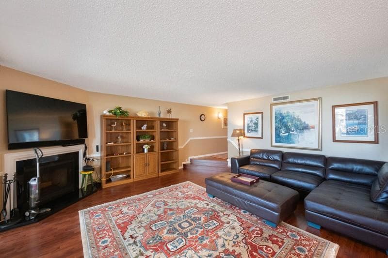 1060 PINELLAS BAYWAY S 103 photo 15