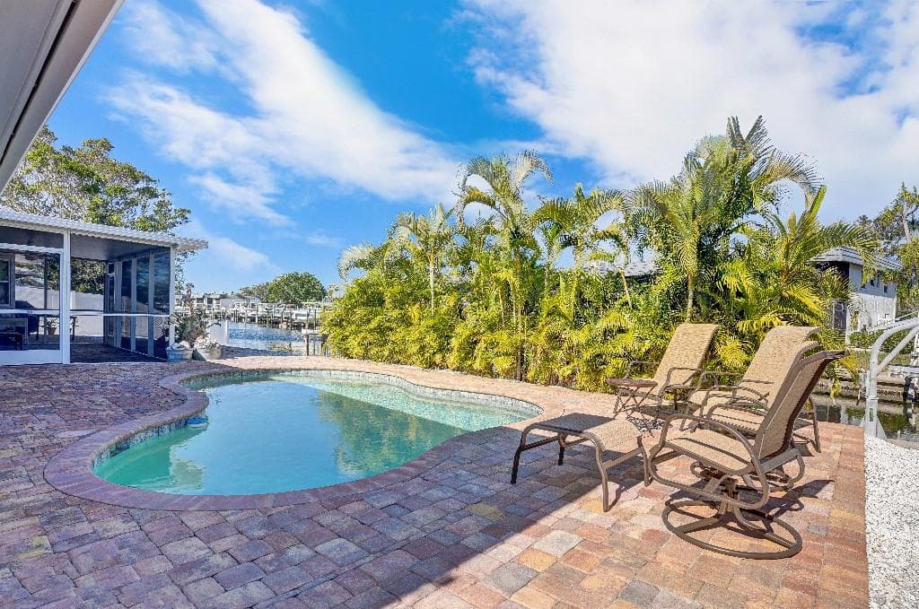 10308 SANDPIPER ROAD W photo 22