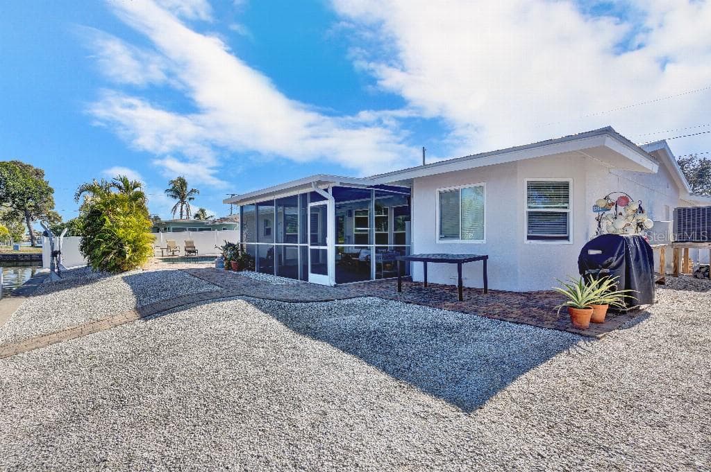 10308 SANDPIPER ROAD W photo 20