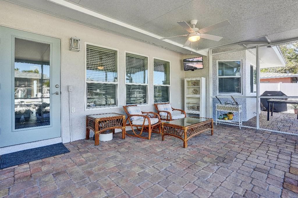 10308 SANDPIPER ROAD W photo 19