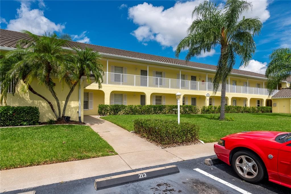 4000 BAL HARBOR BOULEVARD 223 photo 4