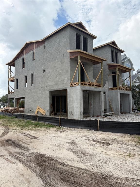 1213 BAY SHORE BOULEVARD 4