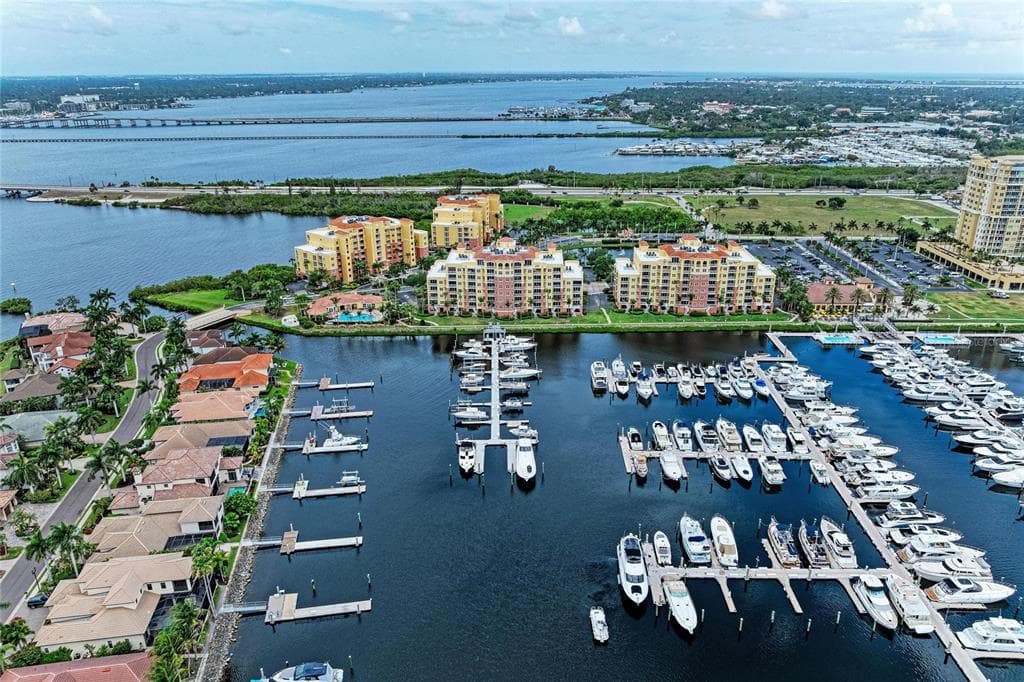 610 RIVIERA DUNES WAY #404 5