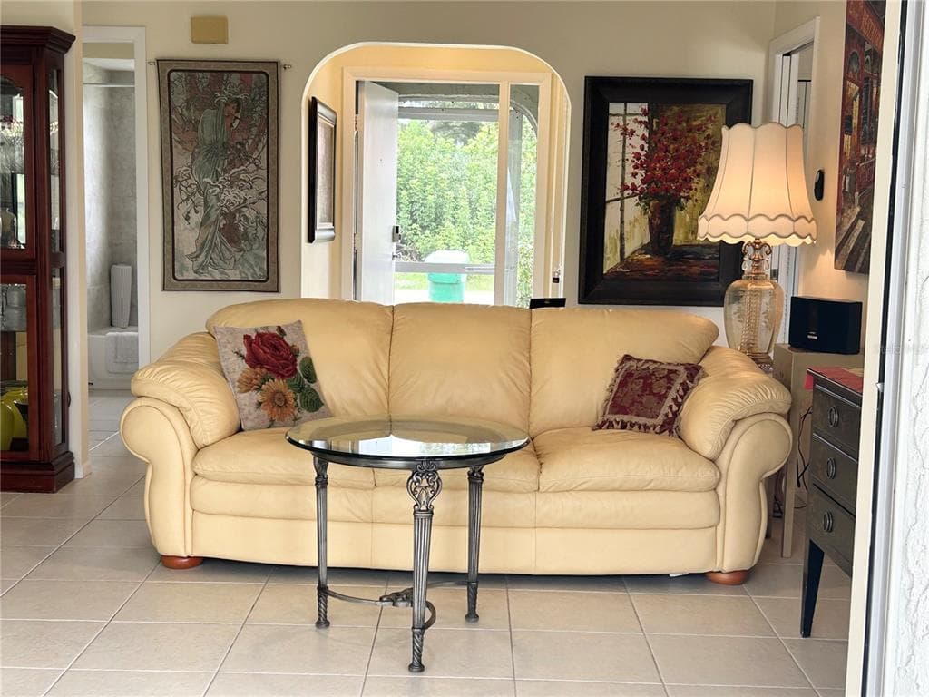 2477 CANNOLOT BOULEVARD 5
