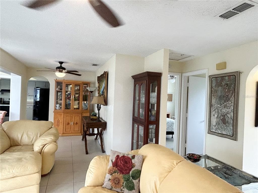 2477 CANNOLOT BOULEVARD photo 9