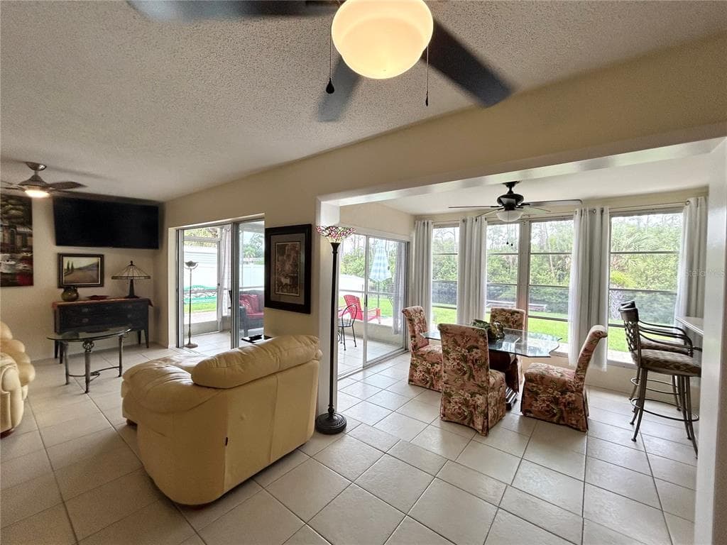 2477 CANNOLOT BOULEVARD photo 10