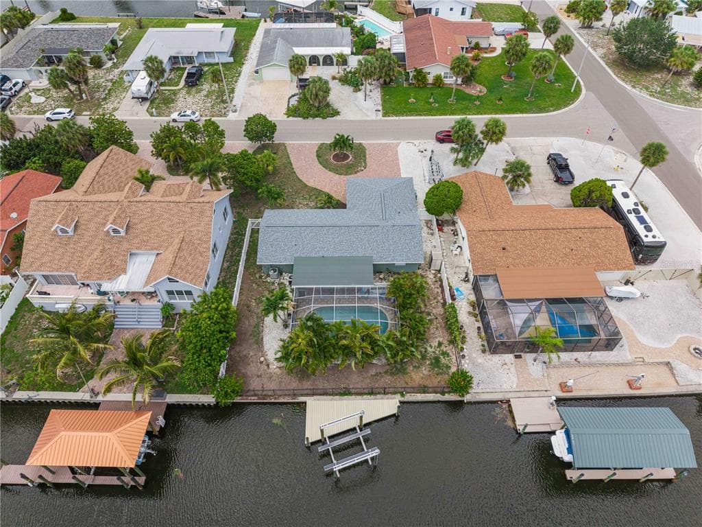 1004 SPINDLE PALM WAY photo 2