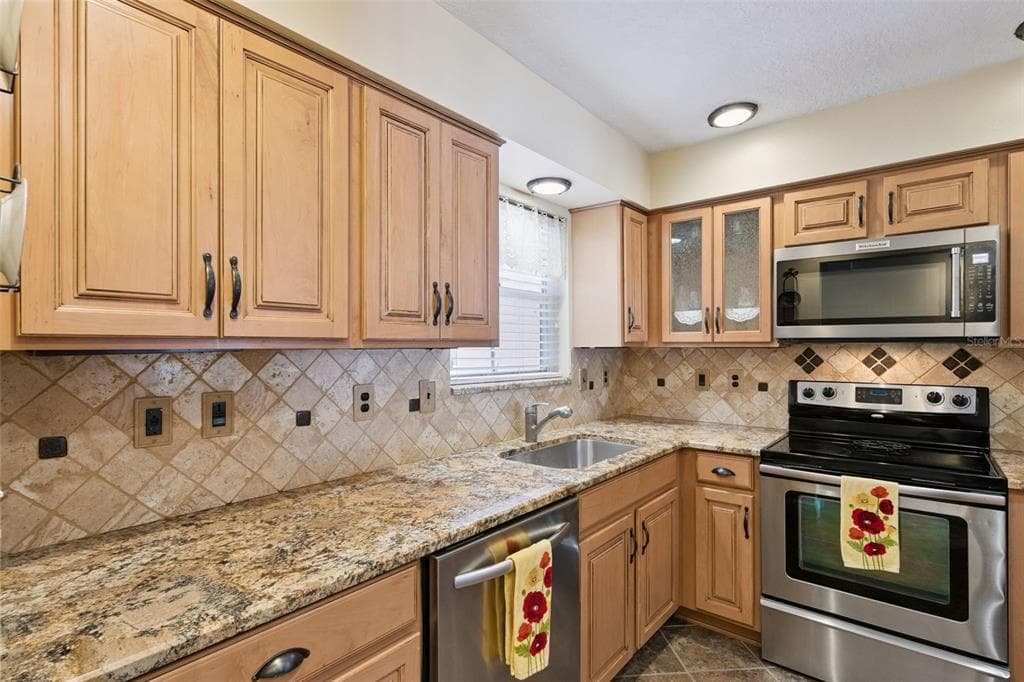 815 CHESTNUT STREET photo 10