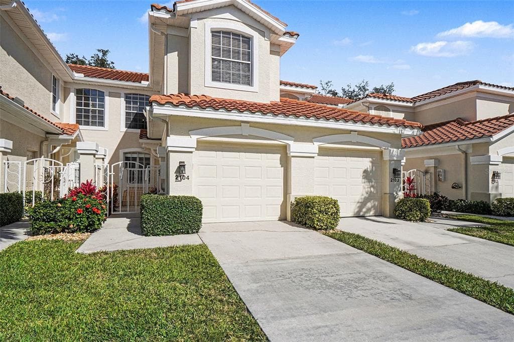 11270 JACANA COURT 2104 photo 3