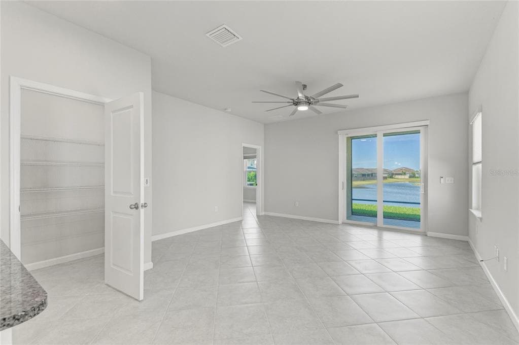 10711 HIGH NOON TRL photo 25