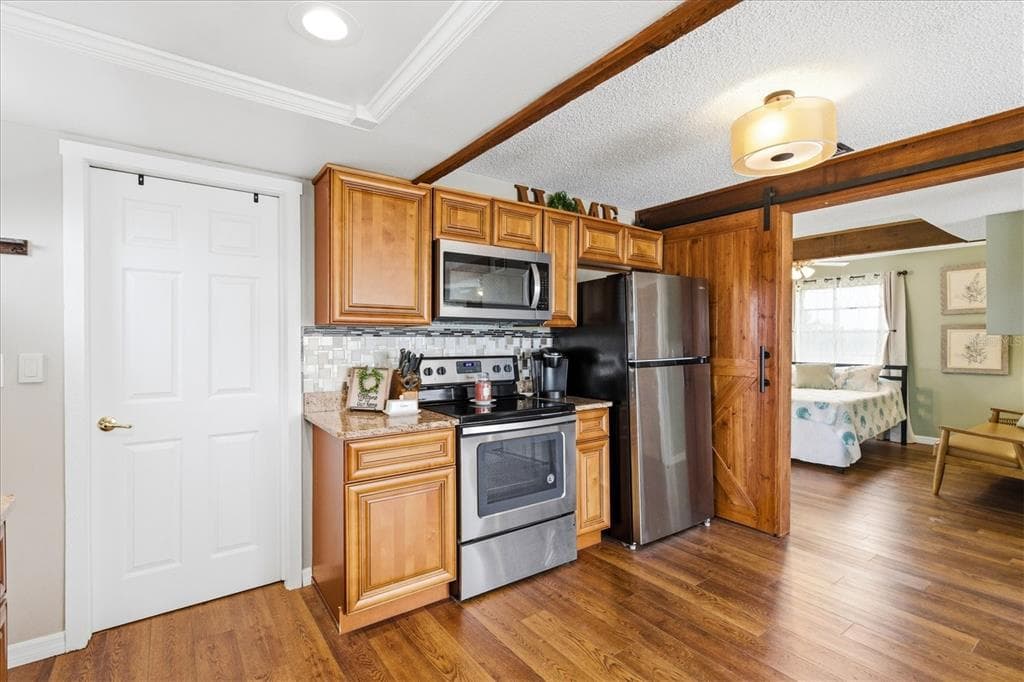 3294 GARDENIA DRIVE photo 19