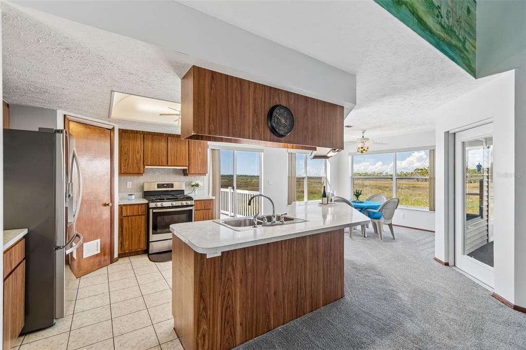 5247 TROPICAL POINT photo 24
