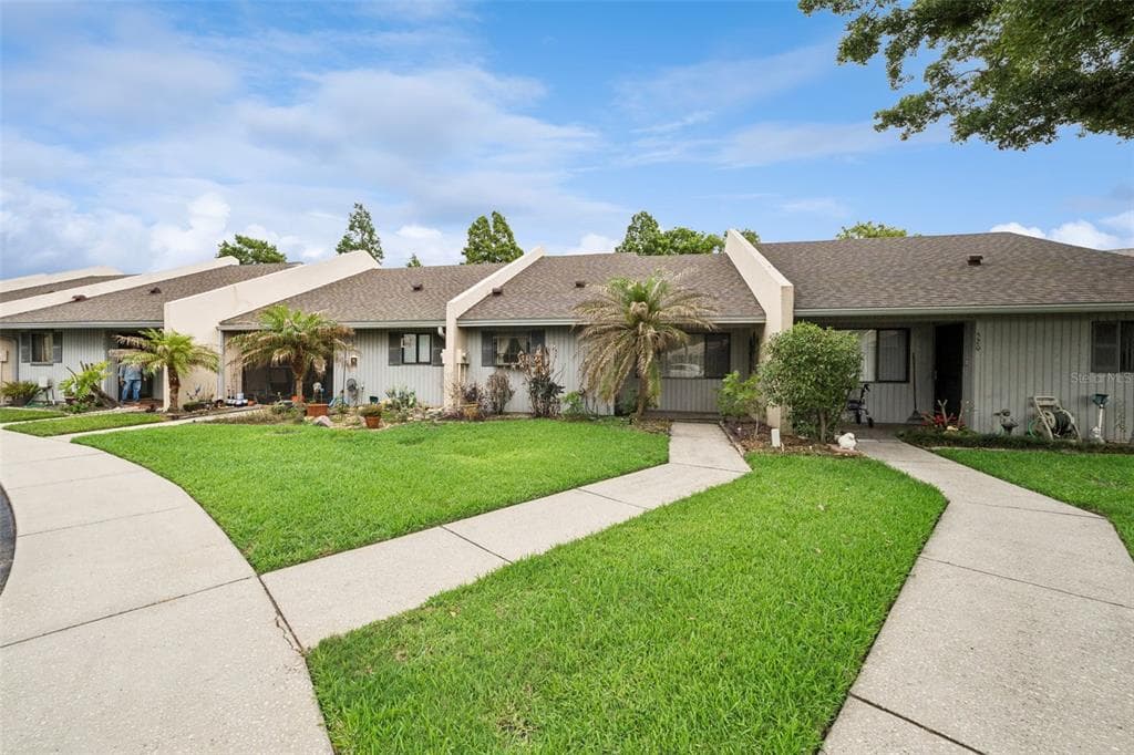 2600 LUCERNE PARK ROAD #521 1