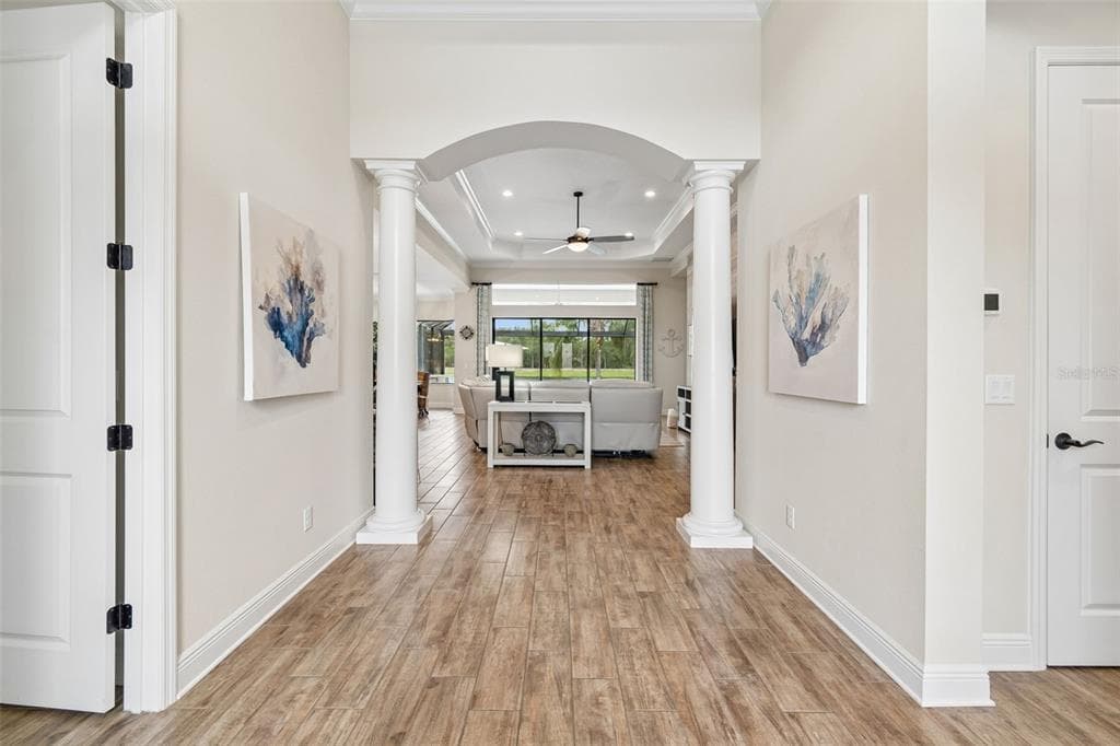 7208 WHITTLEBURY TRAIL photo 3