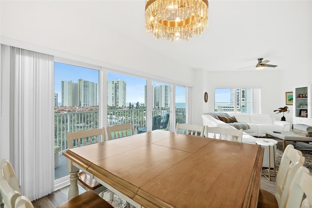 2 OCEANS WEST BOULEVARD 606 photo 10