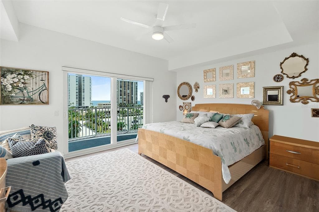 2 OCEANS WEST BOULEVARD 606 photo 19