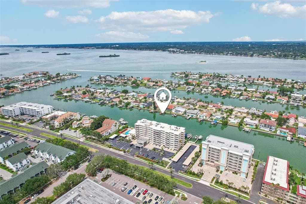 223 ISLAND WAY 4C photo 1