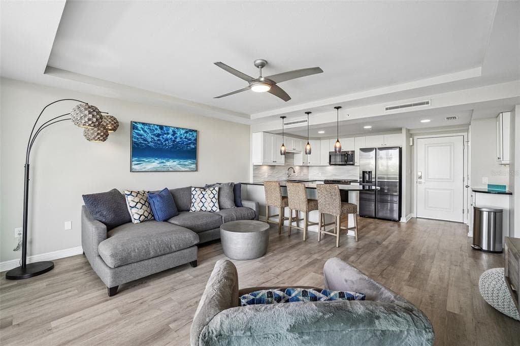 223 ISLAND WAY 4C photo 5