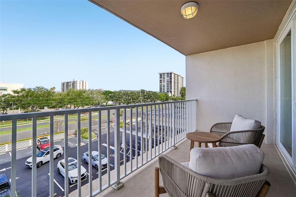 223 ISLAND WAY 4C photo 20