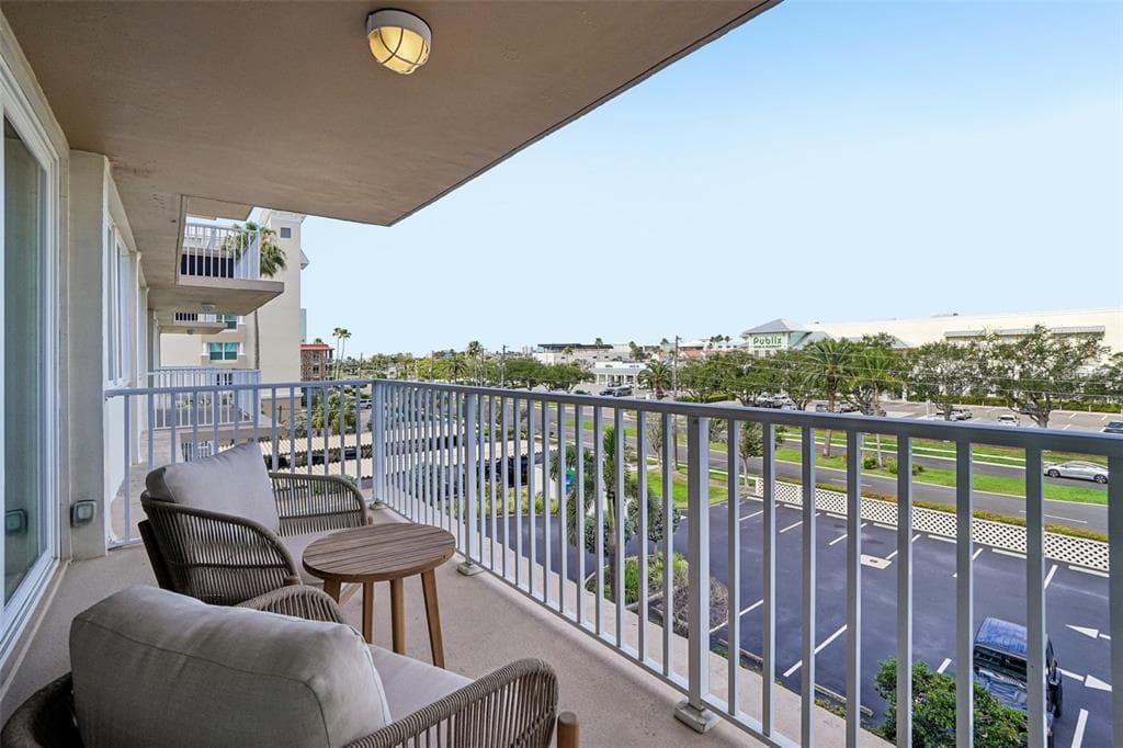 223 ISLAND WAY 4C photo 18