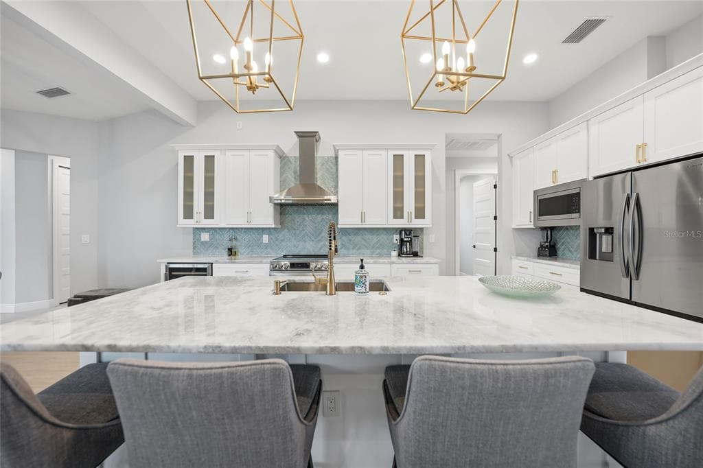 1411 LIGGETT CIRCLE photo 17