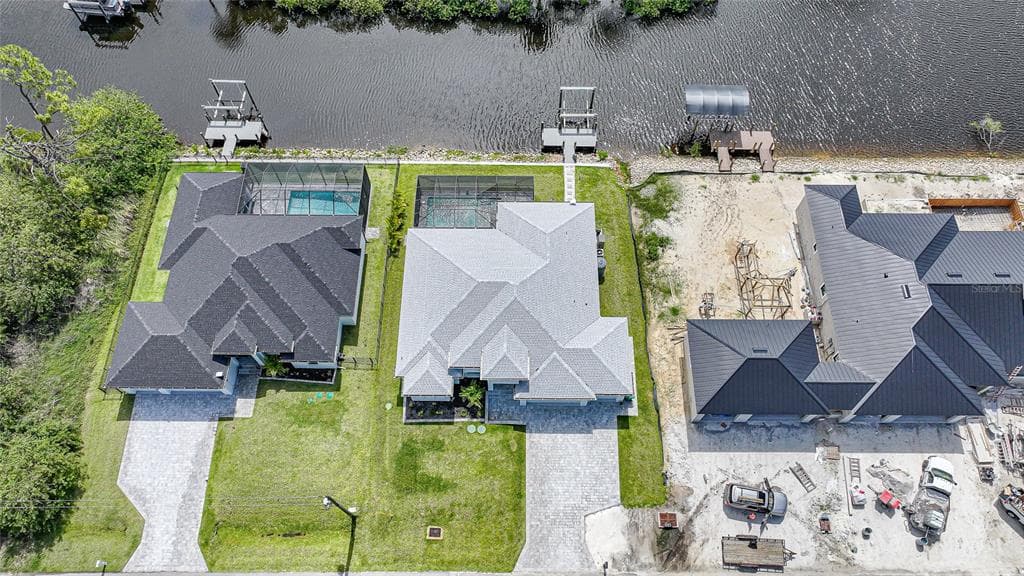 1411 LIGGETT CIRCLE 3