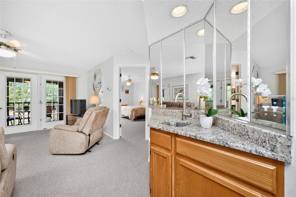 118 PINE HOLLOW DRIVE 118 photo 22