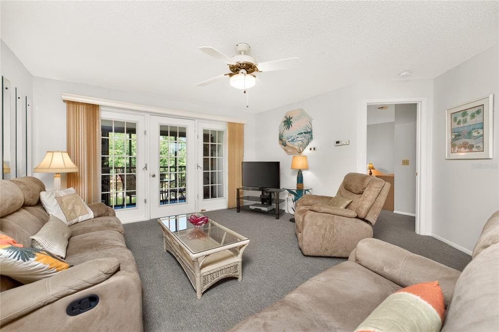 118 PINE HOLLOW DRIVE 118 photo 19