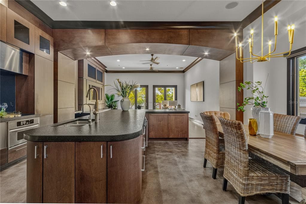 1008 PASEO DEL RIO NE photo 6