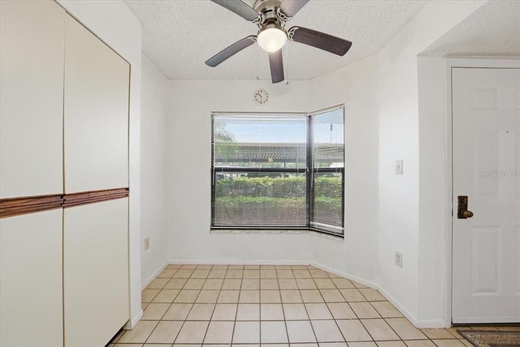 1332 PASADENA 102 photo 16