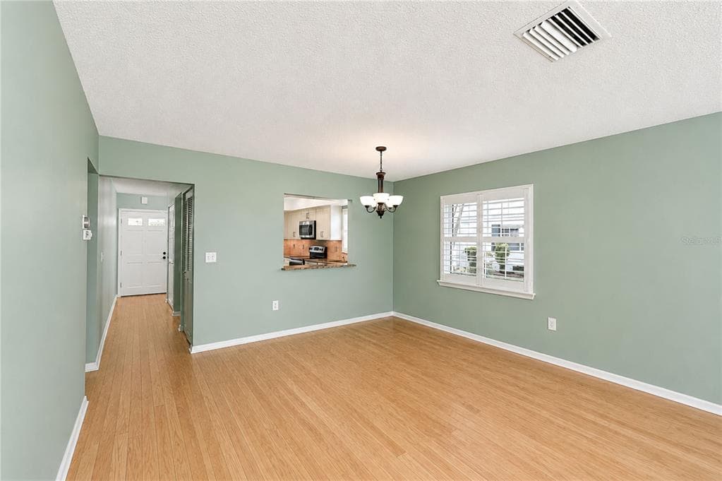 9425 ANDOVER CIRCLE photo 21