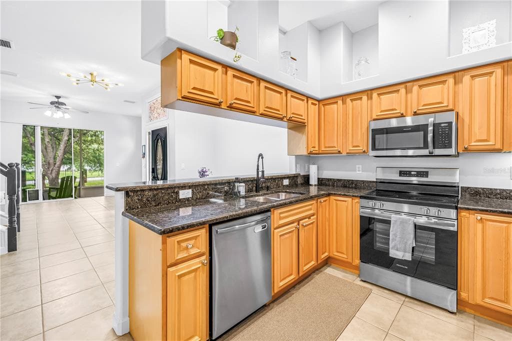 2982 ESTANCIA PLACE photo 15