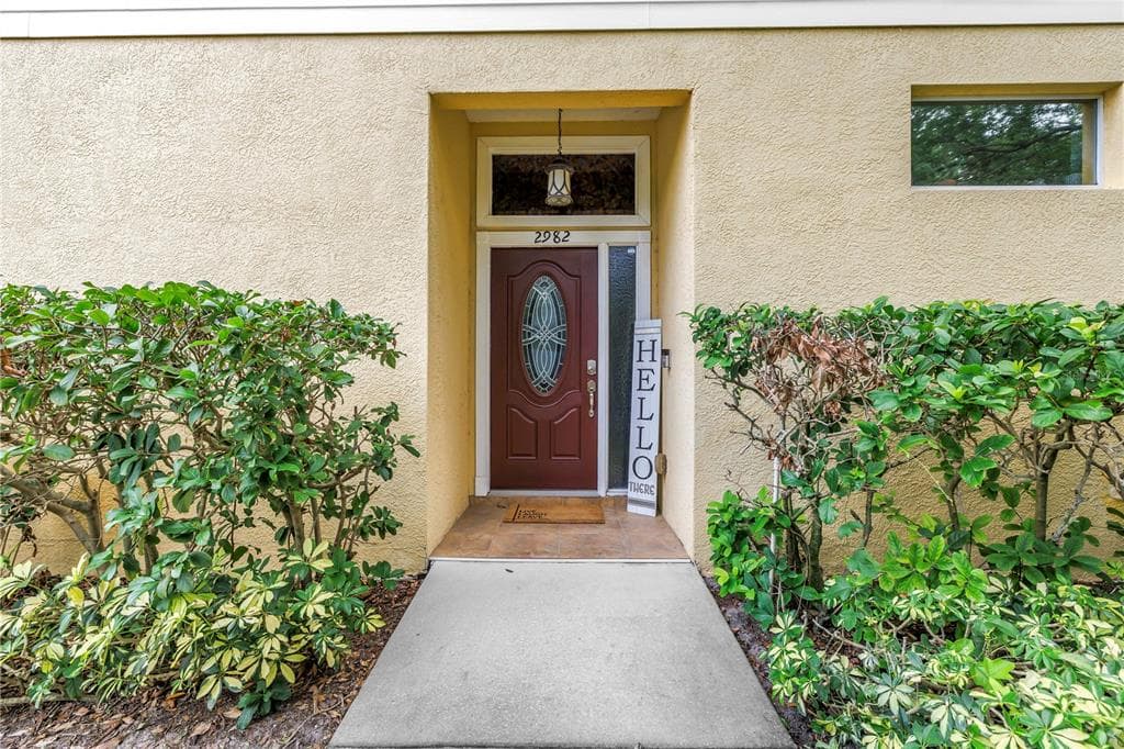 2982 ESTANCIA PLACE photo 4