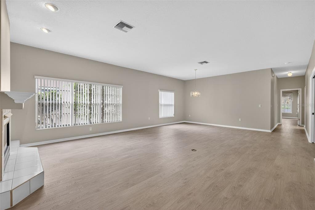 4856 WESTCHESTER COURT photo 4
